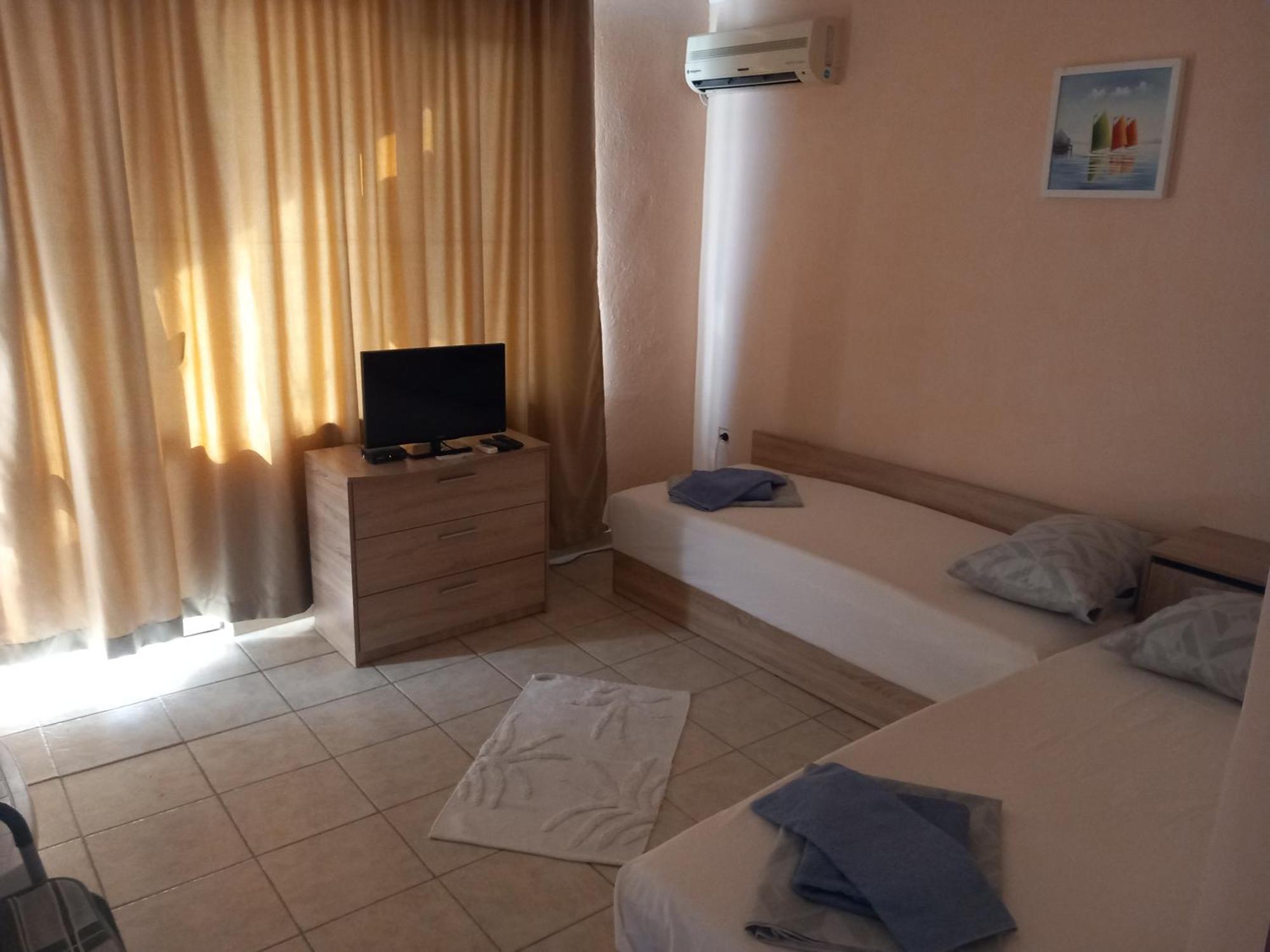 Къща За Гости Семейство Маврови Hotel Rezovo Exterior foto