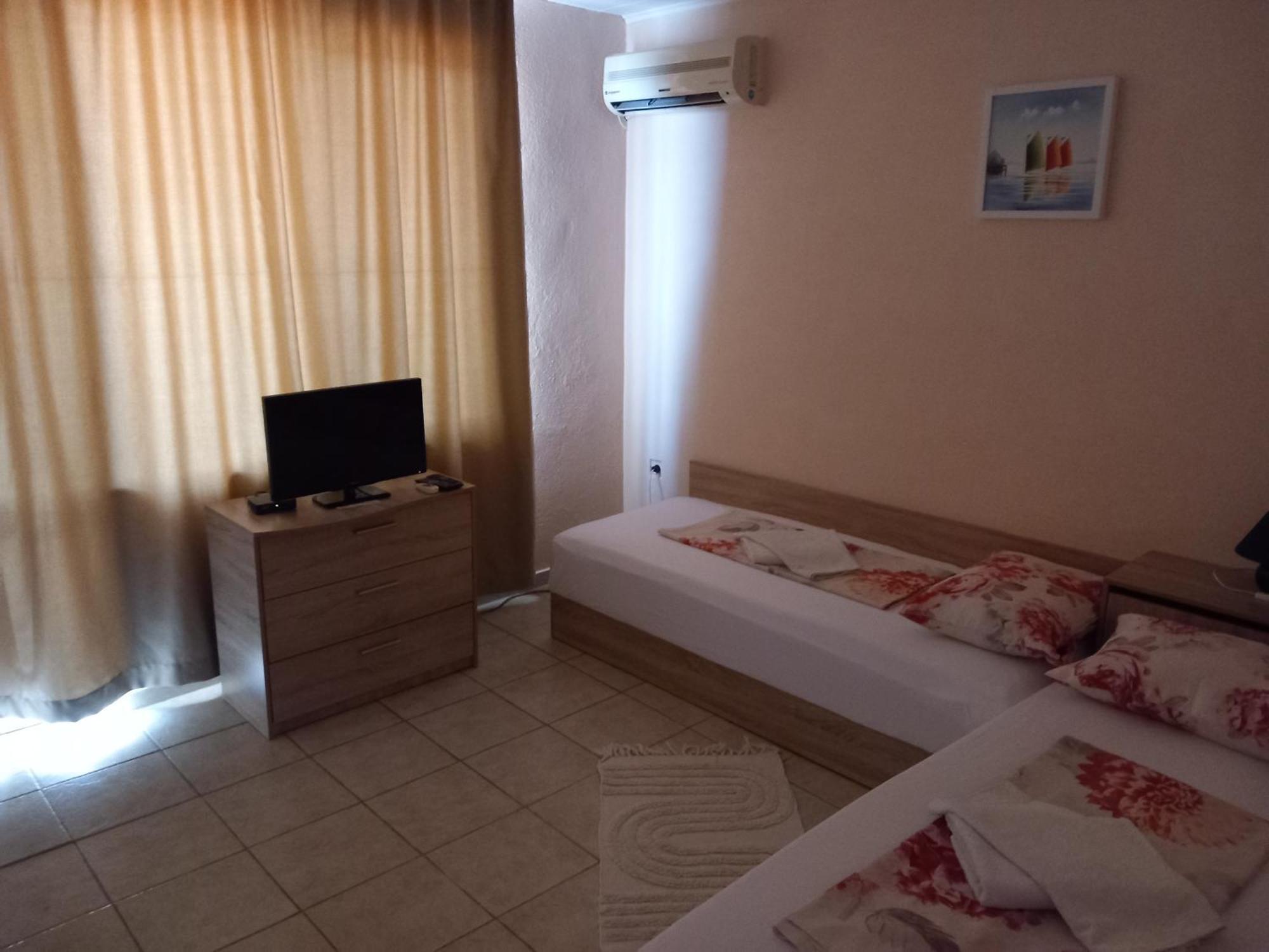 Къща За Гости Семейство Маврови Hotel Rezovo Exterior foto