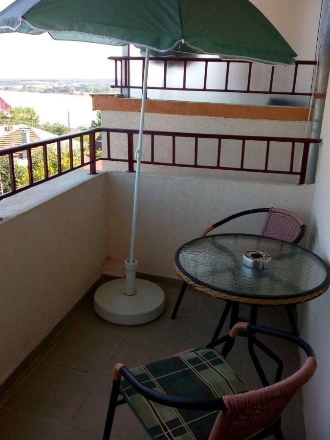 Къща За Гости Семейство Маврови Hotel Rezovo Exterior foto