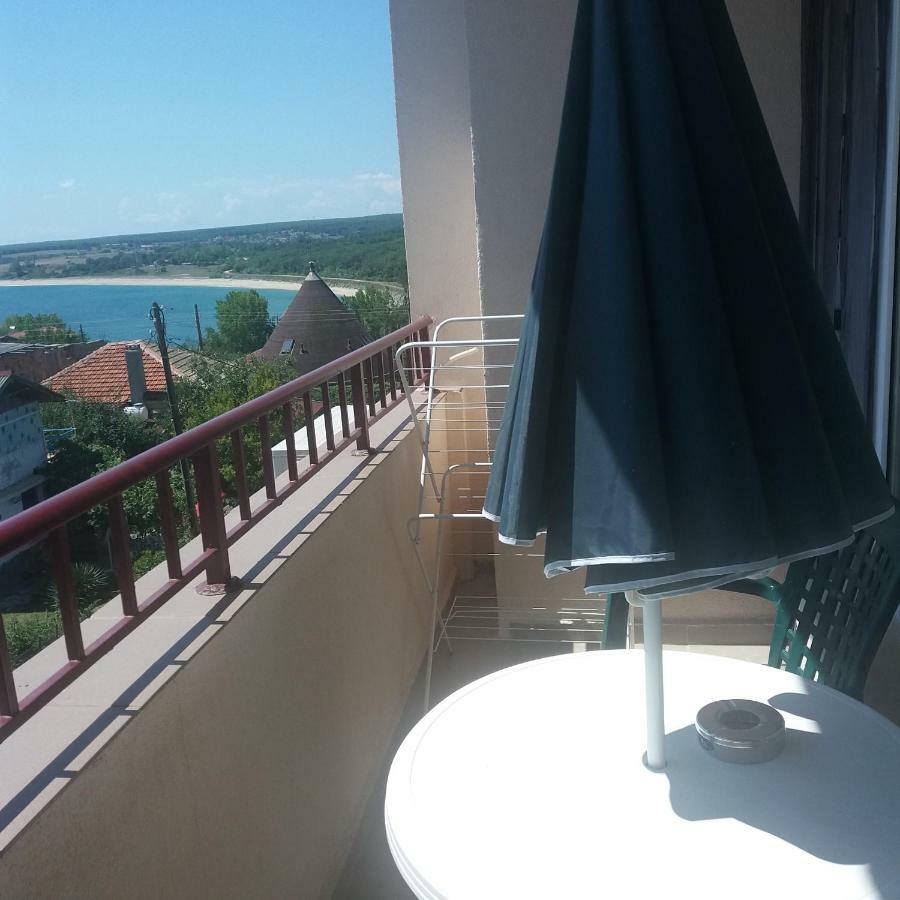 Къща За Гости Семейство Маврови Hotel Rezovo Exterior foto